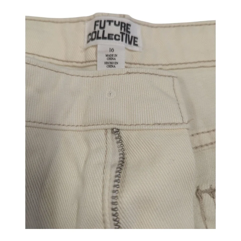 Bbc. Women's Mid-Rise Wide Cuff Baggy Denim Shorts - Cream 16 (Missing‎ Button)